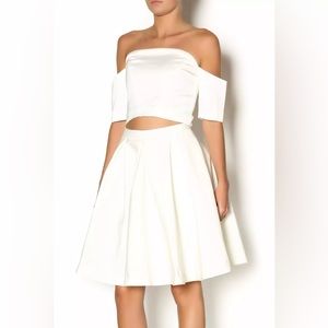 Last Day! 5 for $25! Keepsake Sublime Bodice Cropped Top in white  Size X-Small